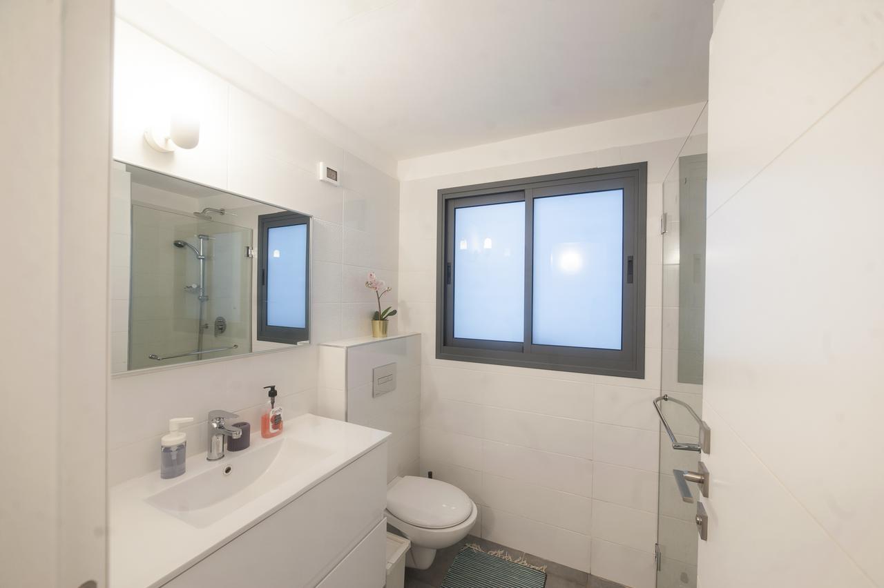 Luxury 2 Bedrooms Apartments Rothschild + Balcony Tel Aviv Eksteriør billede