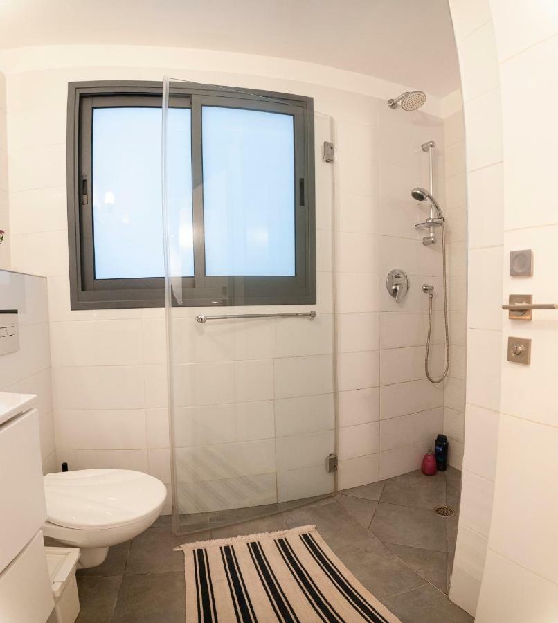 Luxury 2 Bedrooms Apartments Rothschild + Balcony Tel Aviv Eksteriør billede
