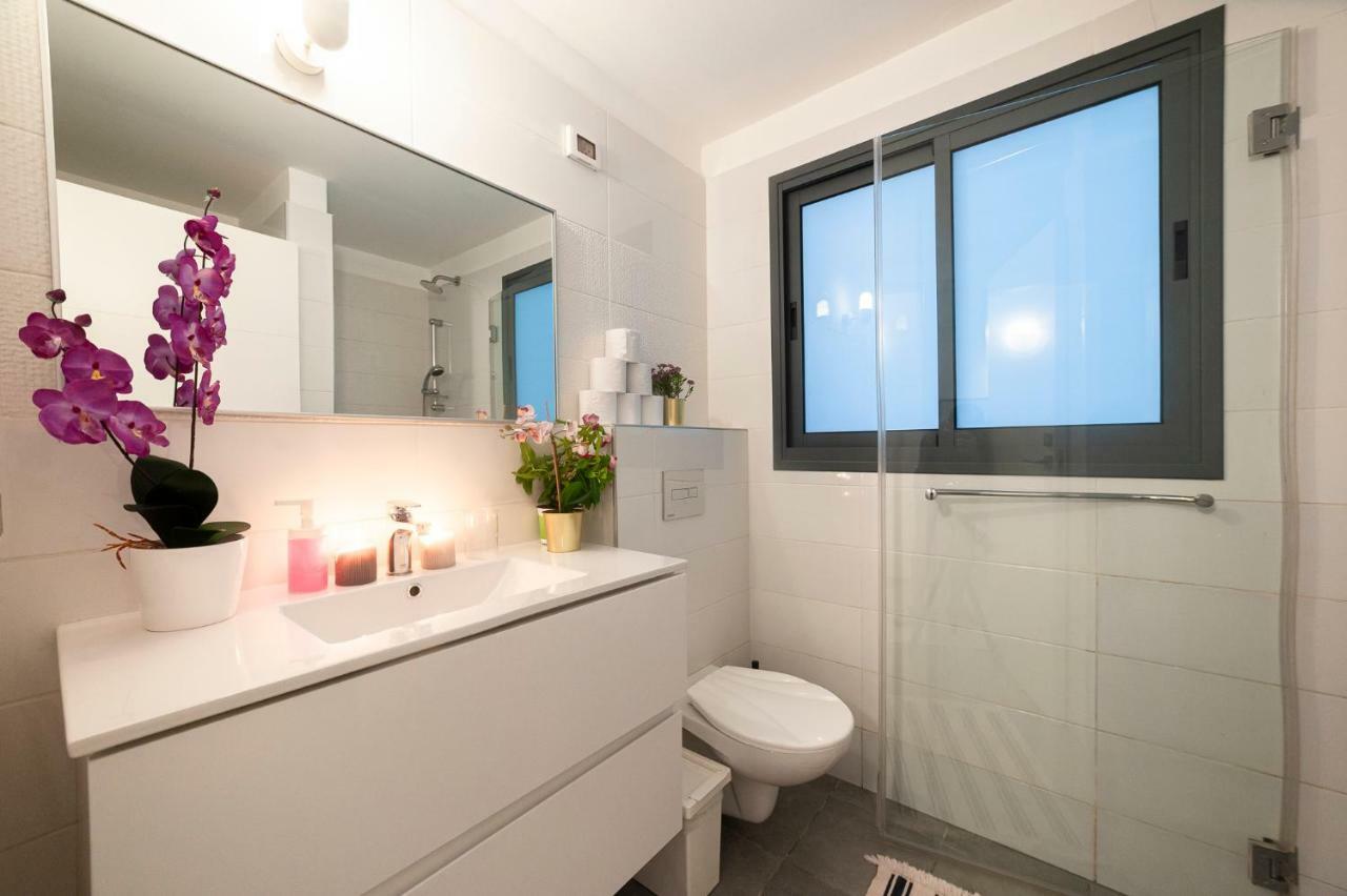 Luxury 2 Bedrooms Apartments Rothschild + Balcony Tel Aviv Eksteriør billede